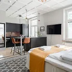 Unique Renovated With Perfect Location