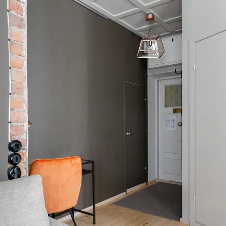 Renovated Historical Studio - Best Location *