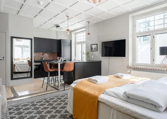 Unique Renovated With Perfect Location